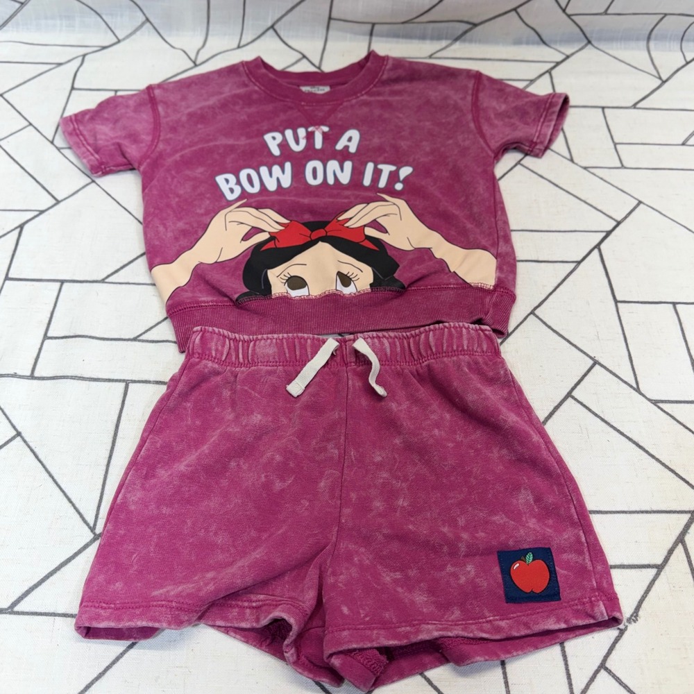 Disney Princess Snow White Set 5T Pink Acid Wash Put A‎ Bow On It Sweatshirt